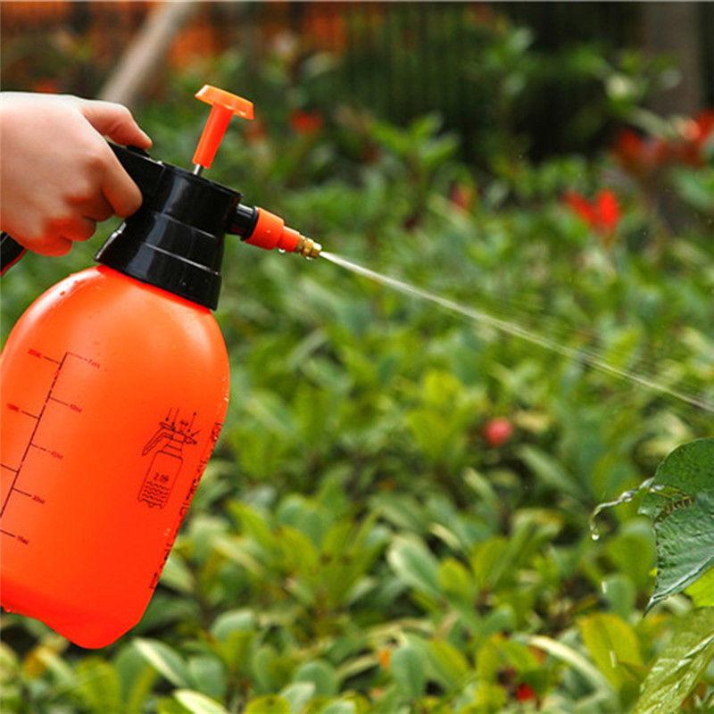 Hand-held garden sprayer 2 liters